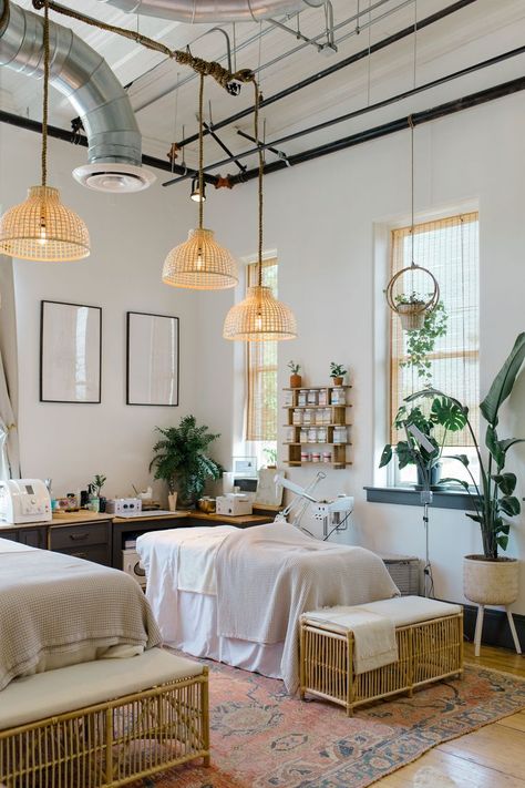 Dreamy Esthetician Room, Basement Esthetics Room, Shared Esthetician Room, Facial Spa Decor Esthetics Room, Massage Room With Plants, Bohemian Lash Room, Skincare Studio Design, Esthetician Room Necessities, Spiritual Esthetician Room