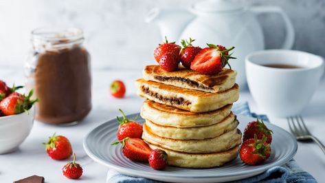 Extra Fluffy Pancakes, Nutella Pancakes, Pancake Recipes, Pancake Stack, Pancake Mix, Pancake Batter, How To Cook Eggs, Pancake Recipe, Breakfast Dishes