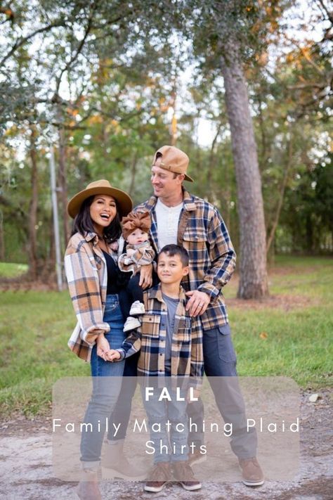 Fall Family Photo Plaid, Plaid Shirts Family Pictures, Plaid Shirt Family Pictures, Flannel Outfits Family Photos, Fall Family Photos Plaid, Flannel Photoshoot Family, Family Flannel Photoshoot, Matching Flannel Family Pictures, Fall Family Photos Flannel