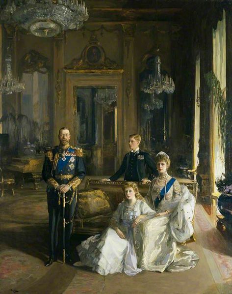 Royal Portraits Painting, John Lavery, Custom Illustrated Family Portrait, Large Family Portraits, Family Portrait Drawing, Royal Family Portrait, Family Portrait Painting, Royal Family Pictures, Royal Collection Trust