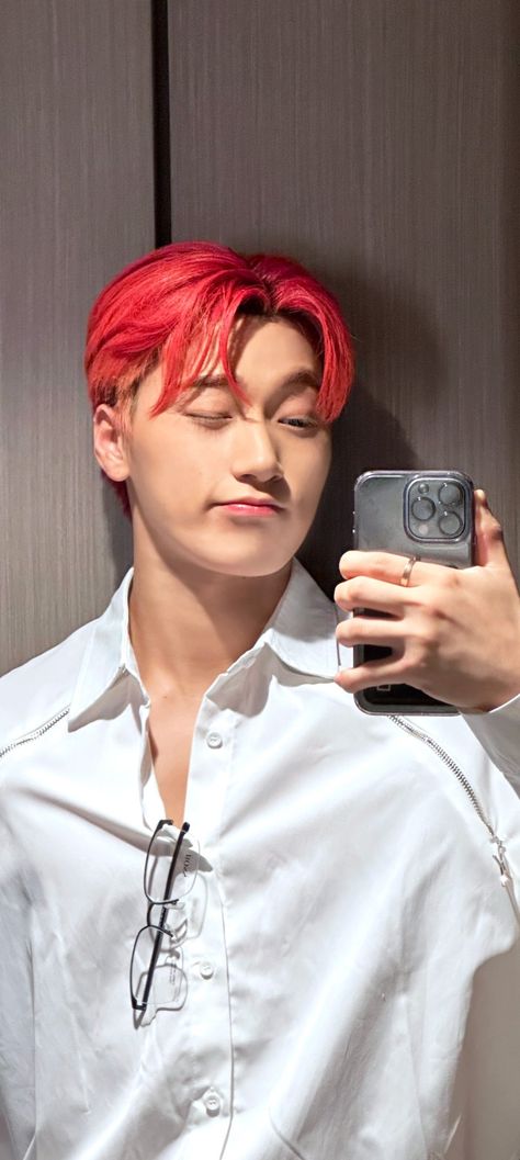 Red Hair And Glasses, Ateez Wallpaper Lockscreen, San Wallpaper, Ateez Wallpaper, Kpop Backgrounds, Sans Cute, San Ateez, I Believe In Love, Boy Idols