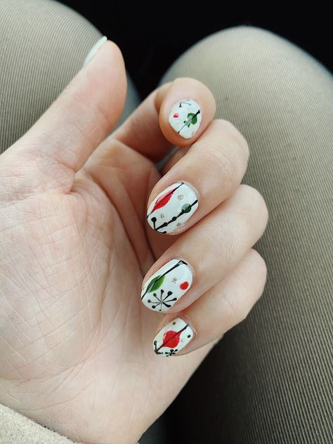 Vintage Christmas Ornament Nails, Mcm Nail Art, Midcentury Nails, Mid Century Nail Art, Mid Century Modern Nails, Mid Century Nails, Vintage Christmas Nail Art, 60s Nail Art, Retro Christmas Nails