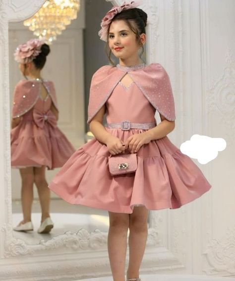 Kids Party Frocks, Birthday Frocks, Baby Dress Diy, Birthday Baby Girl, Frocks For Kids, Latest Dress Design, Gowns Dresses Elegant, Kids Dress Wear