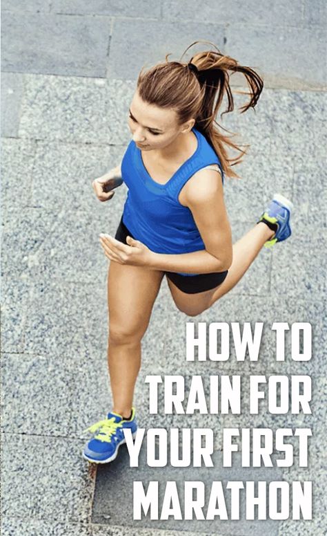 In this guide, you'll find lots of beginner marathon training tips, as well as a first marathon training schedule. Use this marathon training plan to prepare your body to run the full marathon distance. Training for a marathon can be a challenge and an amazing experience to see what you are capable of. Beginner Marathon Training, Marathon Preparation, Marathon Training Plan Beginner, Marathon Training Program, Marathon Prep, Marathon Training For Beginners, Marathon Plan, Marathon Training Schedule, Training For A Marathon