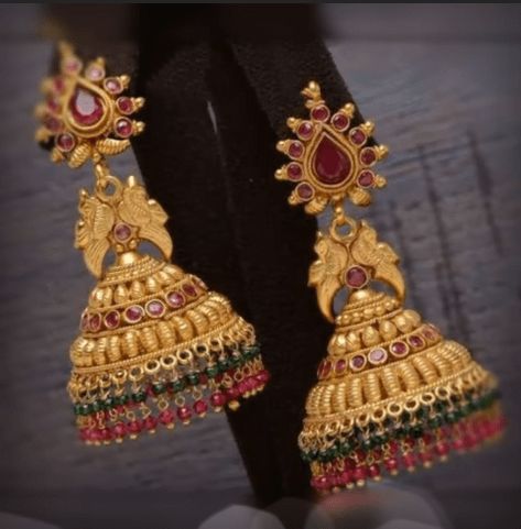 Ear Rings Jumkis Gold, Gold Jhumka Earrings Bridal, Jhumka Designs Gold, Ear Rings Gold, Gold Jhumka Designs, Temple Jewellery Jhumkas, Simple Craft Ideas, Temple Jewellery Earrings, Gold Jhumka