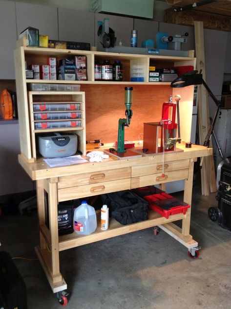 Reloading Table, Reloading Bench Plans, Armory Room, Build Your Own Garage, Reloading Room, Reloading Bench, Work Benches, Woodworking Equipment, Tool Bench