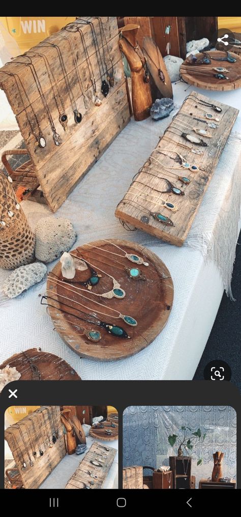 Rustic Stall Display, Jewellery Display For Markets, 10x10 Jewelry Booth Display Ideas, Rustic Jewelry Displays, Jewelry Wood Display, Mala Display Stand, Art Shop Display Ideas, Diy Wood Jewelry Display, Rustic Jewelry Display Craft Fairs