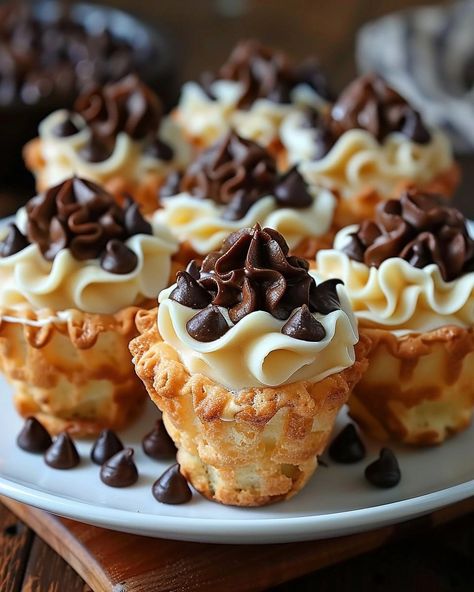 Mini Cannoli Cups Cannoli Cups Mini, Mini Cannoli Cups, Cannoli Cups, Cannoli Cupcakes, Mini Cannoli, Cannoli Cupcake, Ricotta Filling, Dessert Pasta, Cheesy Hashbrowns