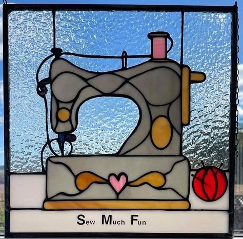 Sewing Machine Art, Stained Glass Candles, Machine Art, Stained Glass Quilt, Stained Glass Patterns Free, Glass Fusion Ideas, Tiffany Art, Stained Glass Birds, Custom Stained Glass