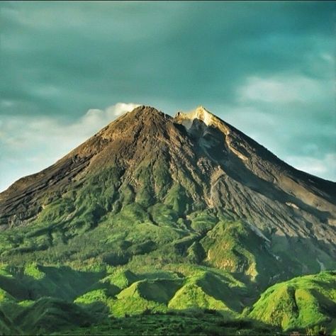 Mount Merapi, Prambanan Temple, Thailand Travel Destinations, Borobudur Temple, Legian, Central Java, Active Volcano, Hindu Temple, Fire Mountain