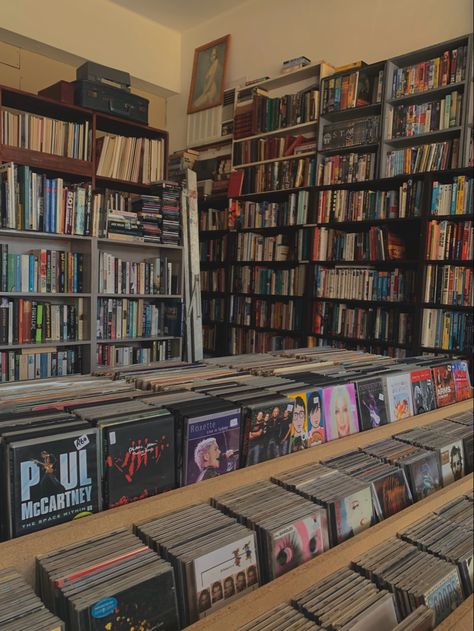 record store cd store y2k vintage bookstore retro Cds And Vinyls, Dvd Store Aesthetic, Physical Media Collection, Vinyl Disc Aesthetic, Dvds Aesthetic, Cd Collection Aesthetic, Vinyl Store Aesthetic, Music Store Aesthetic, Cd Store