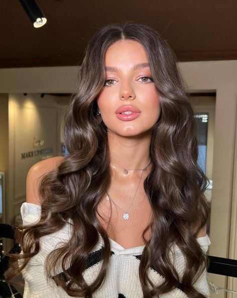 Bridal Hair Down Long Brunette, Long Curls Hairstyles, Hair Down Styles, Grad Hair, Rambut Brunette, Evening Hairstyles, Brown Hair Looks, Brown Hair Inspo, Prom Hair Down