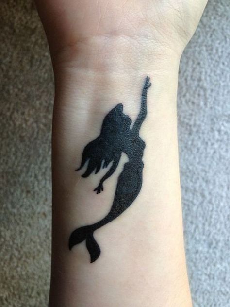 Mermaid wrist tattoo - 20 Lovely Mermaid Tattoos  <3 ! Ariel Tattoo, Little Mermaid Tattoo, Mermaid Tattoo Designs, Kunst Tattoos, Mermaid Tattoo, Mermaid Tattoos, Wrist Tattoo, Dream Tattoos, Great Tattoos