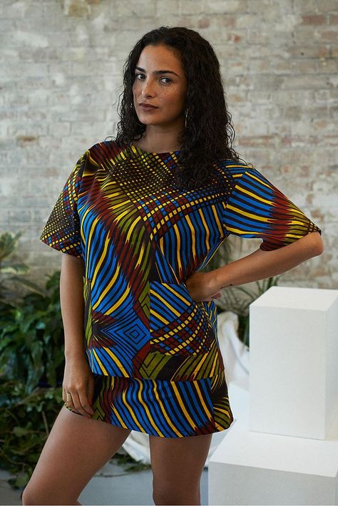 anna shaffer Anna Shaffer, Human Reference, Neck Dress, High Neck Dress, High Neck, Human, Fabric