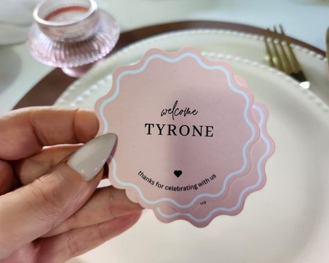 Circular Wavy Place Cards Round Scalloped Edge, Wedding or Bridal shower Wavy Edge name card, Yellow Card Coasters | Modern Round Place card Modern Round, Scalloped Edge, Dining Table Decor, Name Cards, Place Cards, Last Minute Gifts, Wedding Table, Bridal Shower, Coasters