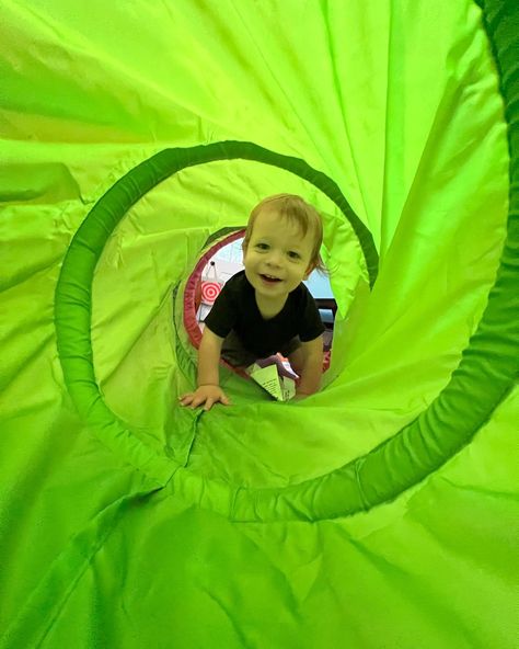 We’ve been loving this play tunnel. Its been keeping Parker busy for way longer than pretty much any other toy he’s ever had! @sarahohara1223 *Amazon Affiliate Link* for play tunnel #toddlertoys #toddlers #toddlerfun #playtunnel #oneyearold #babytoys Energy Kids, Tunnel Tent, Play Tunnel, Toddler Outdoor, Play Cube, Toddler Play, Play Tent, Toddler Fun, One Year Old