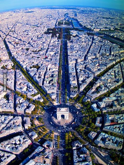 Paris, incredible view above Champs Elysees Champs Elysees Paris, France Destinations, Paris Jackson, Big Three, Paris Photo, Champs Elysees, Gdansk, The Eiffel Tower, Paris Saint-germain