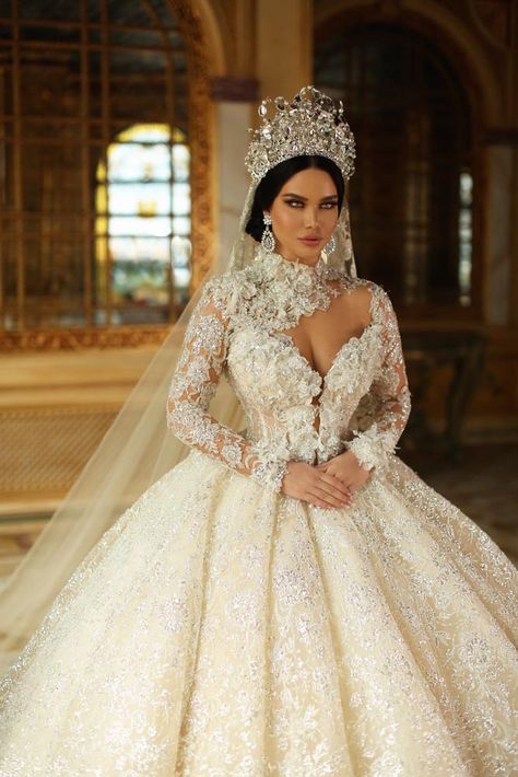 Wedding Gowns Plus Size, Bridal Ball Gowns, Frida Xhoi Xhei, Gowns Princess, Couture Dior, Extravagant Wedding Dresses, Gowns Plus Size, Long Sleeve Wedding Dresses, Sleeve Wedding Dresses