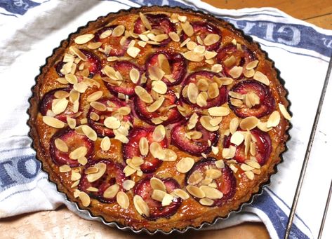 Plum Frangipane Tart, Brandy Butter, Frangipane Tart, Tart Dessert, Pastry Pie, Pie Tart, Sweet Pastries, Fruit Tart, Pastry Cake