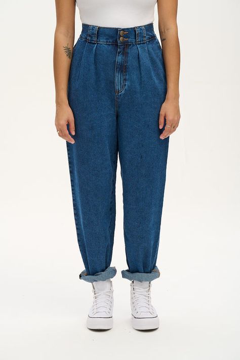 Addison Jeans - Super High Rise - Tapered Leg – Lucy & Yak Lucy And Yak, Dungarees Shorts, Perfect Jeans, Tapered Jeans, High Waisted Trousers, Tee Dress, Vintage Jeans, Skirt Top, Perfect Outfit