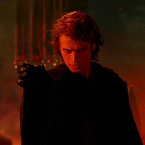 Anikan Skywalker Mustafar, Star Wars Pfp Anakin, Anakin Skywalker Mustafar, Anakin Mustafar, Mustafar Star Wars, Anakin Skywalker Icon, Star Wars Icon, Anakin Vader, Revenge Of The Sith