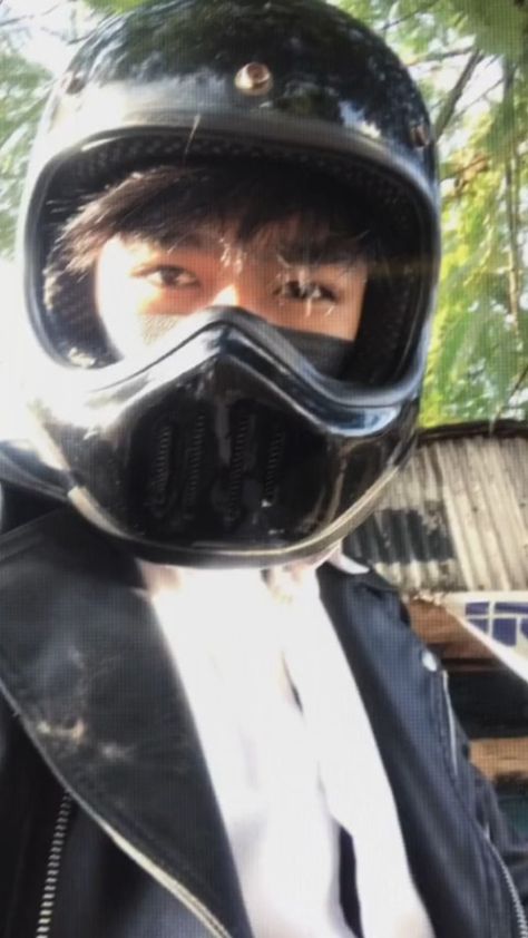 Cogan Indo, Bts Taehyung, Boyfriend Material, Riding Helmets, Anime Wallpaper, Prince, Wattpad, Bts, Anime