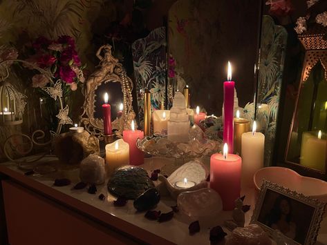 crystals flowers altar dreamy which aphrodite candles lanadelrey rose petals mirrors antique dresser in soo Dark Feminine Altar, Crystals And Candles, Divine Feminine Room, Dark Feminine Room Aesthetic, Candle Room Aesthetic, Dark Feminine Room, Dark Coquette Room, Feminine Room, Witch Room