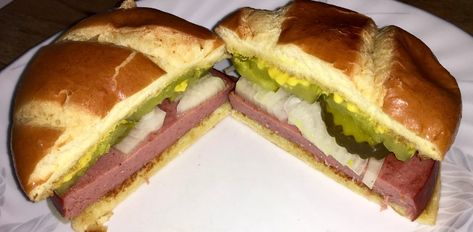 Trail Bologna Recipe, Trail Bologna, Bologna Sandwich Recipes, Bologna Recipes, Bologna Sandwich, Aip Paleo, In The Town, Salad Sandwich, Amish Country