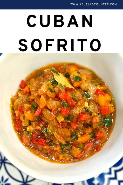 Cuban Lunch Recipe, Cubanelle Pepper Recipe, Cuban Sofrito Recipe, Sofrito Recipe Cuban, Cuban Sofrito, Cuban Recipe, Easy Spanish Recipes, Cubanelle Pepper, Sofrito Recipe