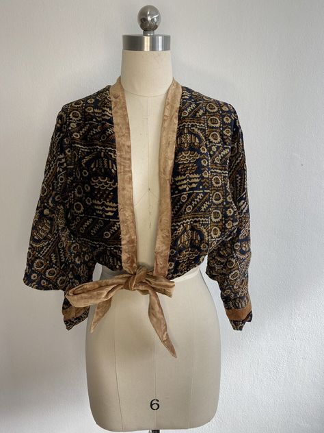 Evening Jacket, Womens Jackets, Vintage Tie, Evening Jackets, Bolero Jacket, Vintage Blazer, Jacket Vintage, Historical Photos, Blazers For Women