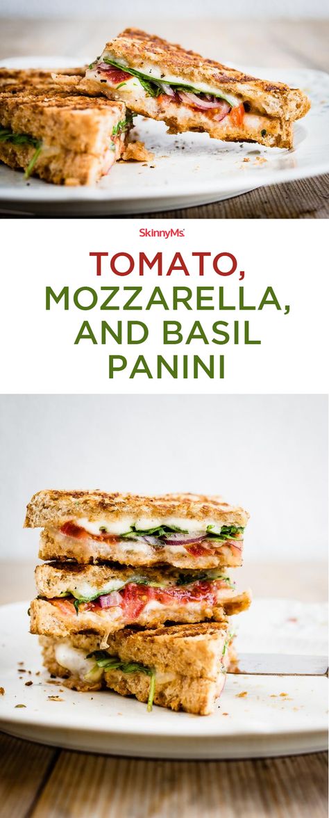 Super delicious, crisp Tomato, Mozzarella, and Basil Panini. Could not recommend this one more. Panini Recipes, Tomato Mozzarella, Makanan Diet, Juicy Tomatoes, Idee Pasto Sano, Meatless Meals, Vegetarian Dishes, The Doctor, Losing Weight