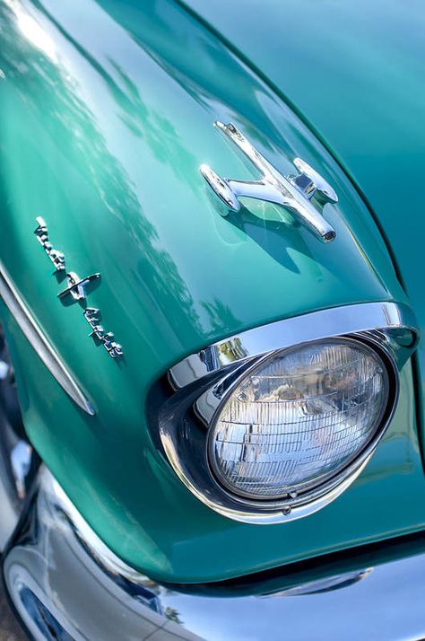 1957 Oldsmobile, Color Cian, Turquoise Aesthetic, Photo Bleu, Vert Turquoise, Shades Of Turquoise, Foto Art, Aqua Turquoise, Bleu Turquoise