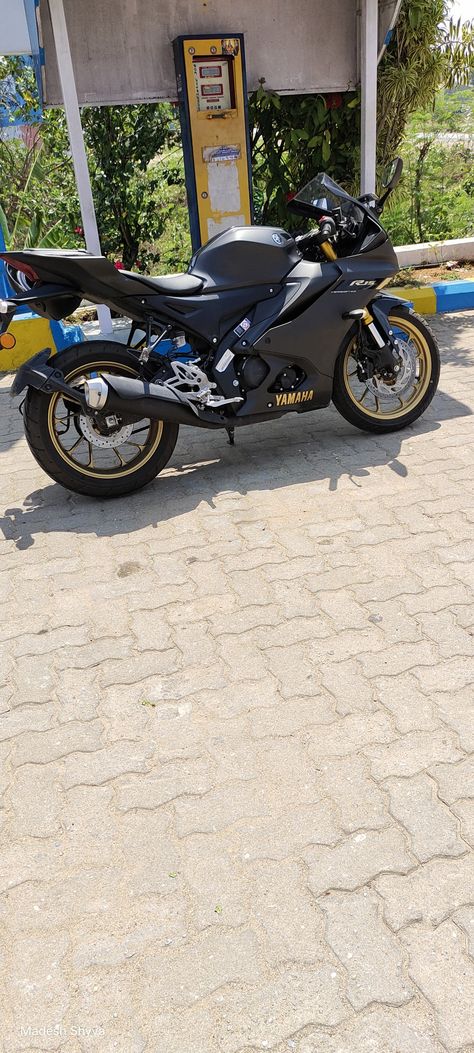 Yamaha R15 V4 dark knight 2023 Aggressive grey Yamaha R15 V4, R15 Yamaha, Chassis Design, Yamaha R15, Biker Photoshoot, Aerodynamic Design, About Snapchat, Yamaha R1, Photo Background Editor