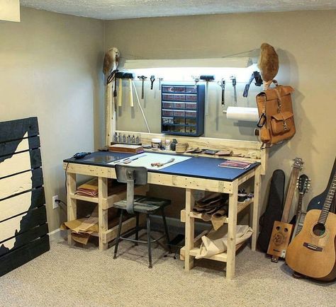 leather work table  | 25+ best ideas about Leather workshop on Pinterest ... Workshop Desk, Awesome Woodworking Ideas, Woodworking Desk, Working Table, Leather Working Tools, Woodworking Logo, Leather Craft Projects, Woodworking Box, Woodworking Toys