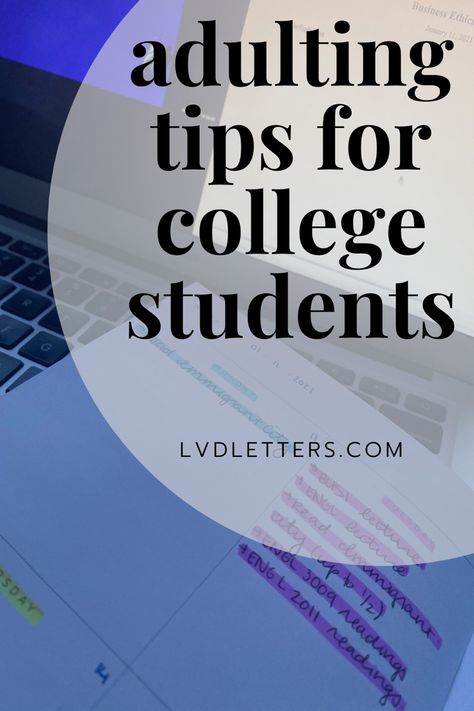 these are the best adulting tips for college students!! this adulting 101 guide seriously helped me so much when I started living alone College Essentials Supplies, College Freshman Survival Kit, College Student Needs, Adulting Tips, Tips For College Students, College Inspiration, Freshman Tips, Tips For College, Adulting 101