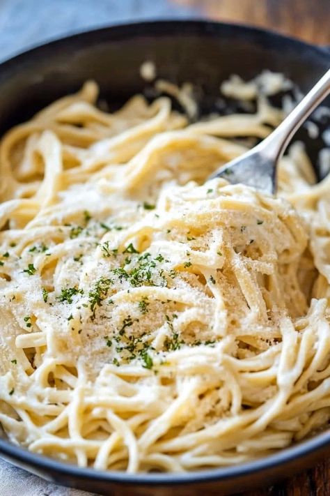 Creamy Noodles Recipe Creamy Noodles, White Cream Sauce, Noodle Dinner, Cheesy Sauce, Noodles Recipe, Dairy Free Dessert, Quick Weeknight Meals, Pasta Shapes, Spaghetti Recipes