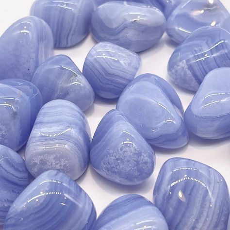 Crystal Vibes, Light Blue Aesthetic, Crystal Aesthetic, Blue Aesthetic Pastel, Pretty Rocks, Agate Crystal, Blue Lace Agate, Blue Agate, Purple Aesthetic