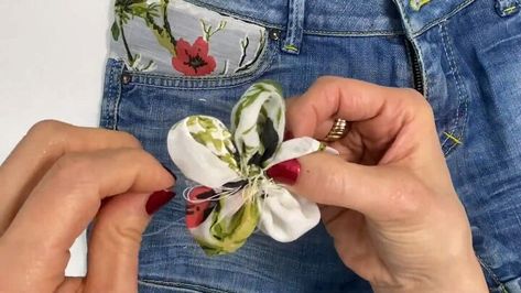 This is a guide on how to embroider jeans. Learn how to embroider flowers on jeans in this step-by-step tutorial. How To Embroider Flowers On Jeans, Embroider Jeans, Embroidered Jeans Diy, Zig Zag Scissors, Flower Jeans, Denim Flowers, Straight Pins, Jean Pockets, Fabric Scissors