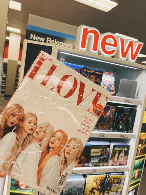 🎯 https://bit.ly/3Fze5jB #OnlyAtTarget #여자아이들 #GIDLE #I_love #Nxde Gidle Album Collection, Kpop Albums Aesthetic, Gidle I Love, Gidle Nxde, Kpop Album Collection, Twice Merch, Gidle Aesthetic, Kpop Freebies, K Pop Albums