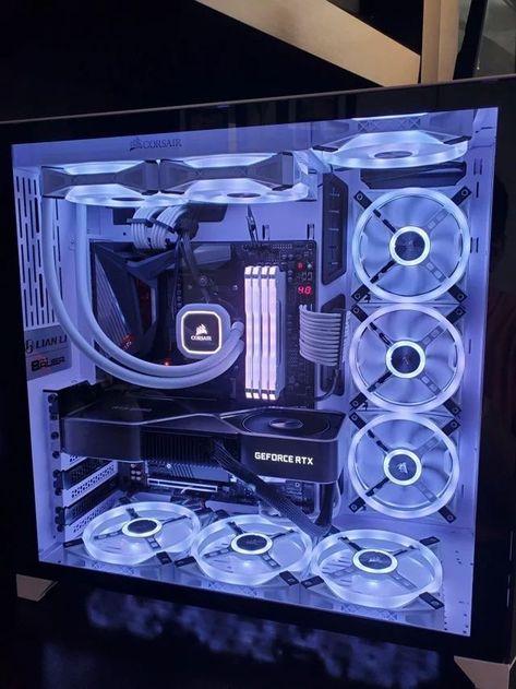 Best Pc Setup, Custom Computer Case, Pc Builds, Computer Gaming Room, Gaming Pc Build, Computer Desk Setup, Pc Build, Pc Gaming Setup, Custom Computer