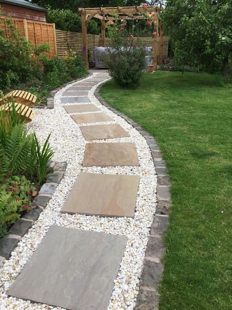 Amazing Craft Ideas White Brick Edging Landscape, Pebble And Stone Walkway, Pathway Stones Walkways, Pavers With Stones In Between, Stone And Pebble Walkway, Natural Pathways Walkways, Stone And Paver Walkway, Tile Walkway Outdoor, White Marble Rock Landscaping