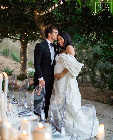 Alex Fine, Pregnant Brides, Cassie Wedding, Cassie Ventura, World Illustration, Pregnant Bride, Destination Wedding Decor, Park Life, Celebrity Bride