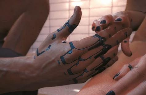 Cyberpunk Corpo Aesthetic, Cyberpunk 2077 Cybernetics, Cyberpunk Chest Tattoo, Cyberpunk 2077 Takemura, Cyberpunk Body Modification, Cyberpunk Mantis Arms, Cyberpunk Hand Tattoo, Cyberware Tattoo, Cyberpunk 2077 Tattoo Ideas