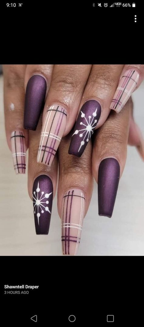 Rockabilly Nails, Winter Nail Art Designs, Plaid Nail Designs, Plaid Nail Art, Christmas Nail Art Ideas, Santa Faces, Plum Nails, Violet Nails, Creative Nail Art