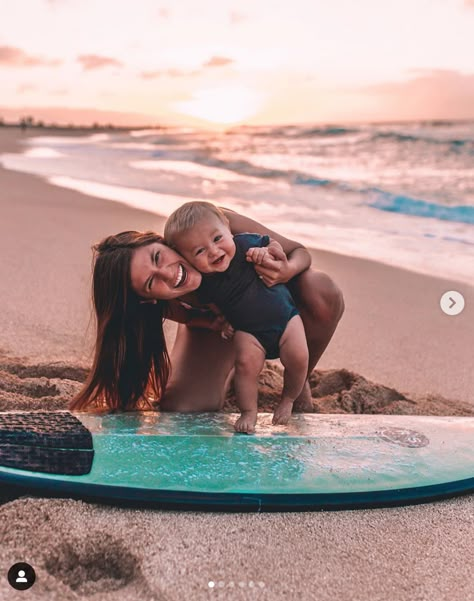 Maddie Castellano, Mother Baby Photography, Vacation Photography, Beach Hawaii, Adobe Lightroom Cc, Mobile Photo Editing, Love Beach, Mobile Photo, Pregnant Couple