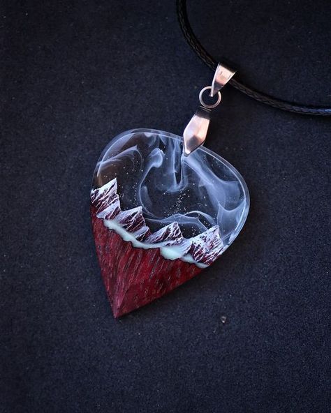 Unique guitars Resin Guitar Pick, Resin Guitar, Cool Guitar Picks, Aesthetic Guitar, Cool Necklace, Handmade Guitar, Musician Gifts, Magical Jewelry, Guitar Picks