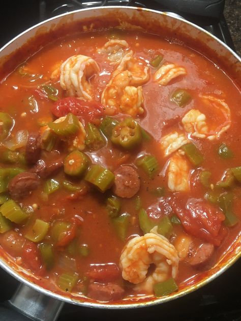 Authentic Gumbo Recipe - old fashioned recipes - Comfort food Shrimp Gumbo Recipe Easy, Easy Shrimp Gumbo, Chicken Gumbo Recipe Easy, Authentic Gumbo Recipe, Easy Creole Recipes, Shrimp And Chicken Gumbo, Southern Gumbo, Seafood Gumbo Recipe Easy, Authentic Gumbo