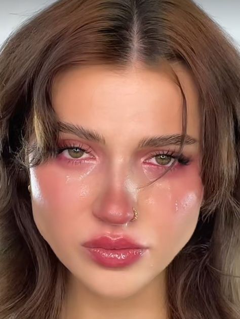 Glossy Wet Makeup Look, Tear Stained Makeup, Sick Make Up Look, Pretty Crying Makeup, Just Cried Makeup, Sick Looking Makeup, Crying Angel Makeup, Teary Eye Makeup, Tired Makeup Look Under Eyes