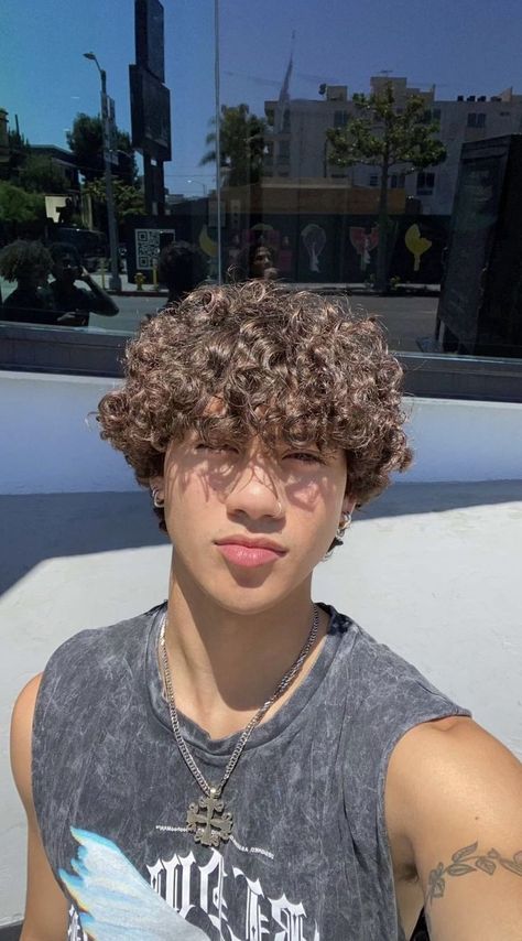 AR 💫 EMMETT 💫 Cut Hair Short, Curly Hair Taper, Perm Hair Men, Curly Taper Fade, Tight Curly Hair, Boys Curly Haircuts, Medium Curly Haircuts, Long Curly Hair Men, Mens Hairstyles Curly