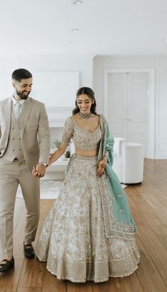 Engagement Lehanga Outfits, Engagement Dress For Couple Indian, Reception Sarees For Bride, Couple Engagement Dress Indian, Simple Engagement Looks For Indian Bride, Engagement Looks For Indian Bride In Saree, Reception Dress Bride Indian Lehenga, Engagement Couple Outfits Indian, Engagement Dresses Indian